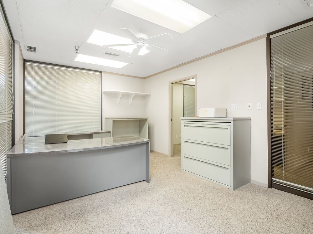 Professional Office Space Located Off Shaw Ave: 1241 E Shaw Ave, Fresno, CA 93710
